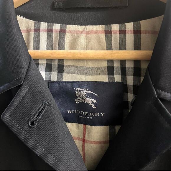 Burberry Trench Coat - Picture 4 of 7